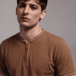 HENLEY RETILÍNEA COM ZÍPER